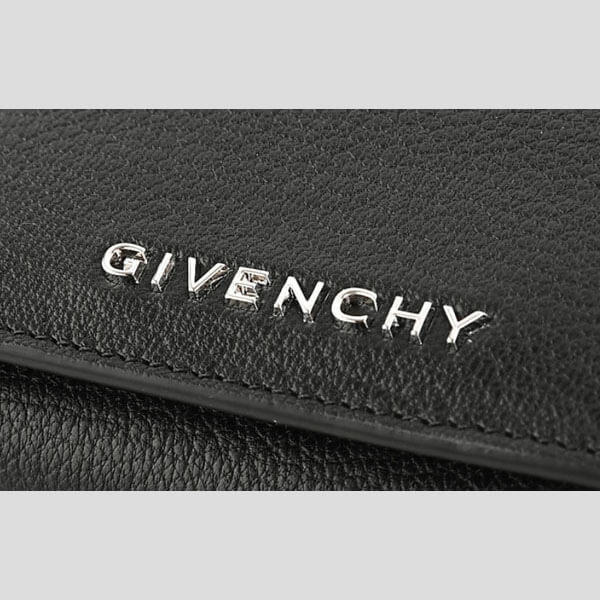 ジバンシィ PANDORA キーケース ブラック BC06244012 001