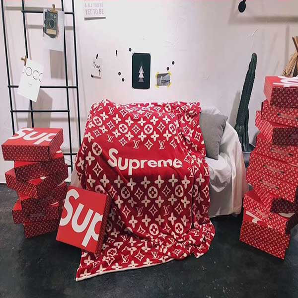 シュプリーム毛布 ブラケット オシャレ シュプリームコラボ膝掛け ウール毛布 9082307