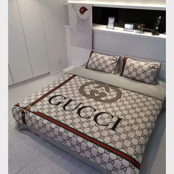 グッチ寝具 グッチアイコンをシーツに並べてください布団カバーベッド用四点セット シーツ 枕カバーット 9082405