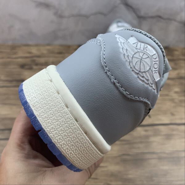 【入手困難】 ナイキ ディオール スニーカー コピー AIR JORDAN AJ1 20071401