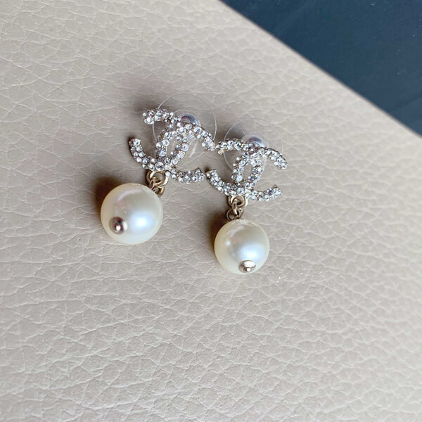 シャネル イヤリング 偽物 シャネルきらきらココマーク パール ピアスB02996