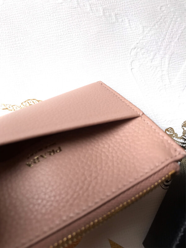 選べるお色≪プラダ≫偽物カードコインケースIMC026≪VITELLO GRAIN≫D1H0289