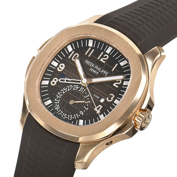 登坂広臣が着用 パテックフィリップスーパーコピー アクアノート トラベルタイム 5164R-001