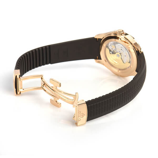 登坂広臣が着用 パテックフィリップスーパーコピー アクアノート トラベルタイム 5164R-001