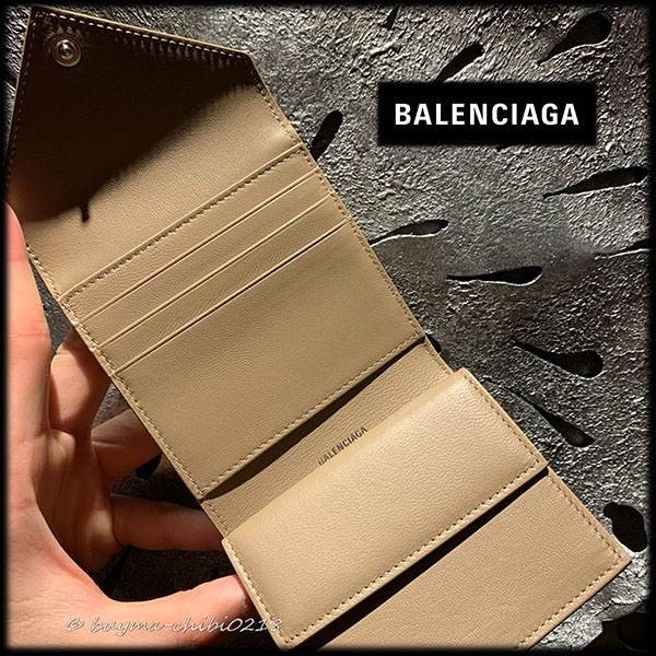 新作サイズ!バレンシアガ ペーパー ミニ 財布 コピー 21061039