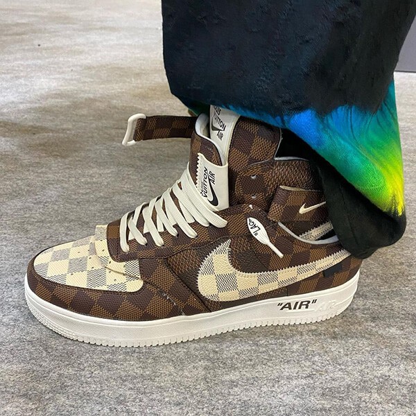 ルイヴィトンXナイキ エアフォース1 コピー コラボスニーカー 2022春夏コラボ 茶色 21070634