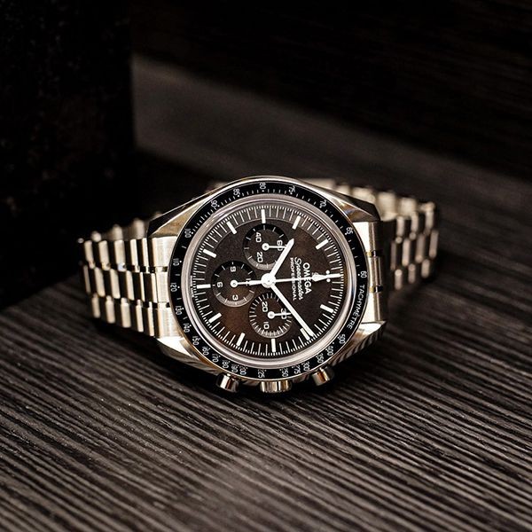 2021新作 オメガ コピー スピードマスター ムーンウォッチ プロフェッショナル マスタークロノメーター 310.30.42.50.01.002