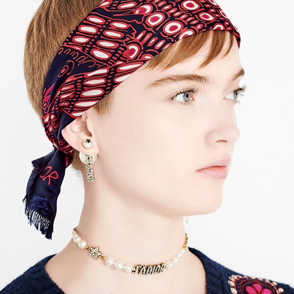 人気☆ディオール ネックレス 偽物☆ホワイトレジンビーズ&クリスタル チョーカー N1113ADRCY_D908