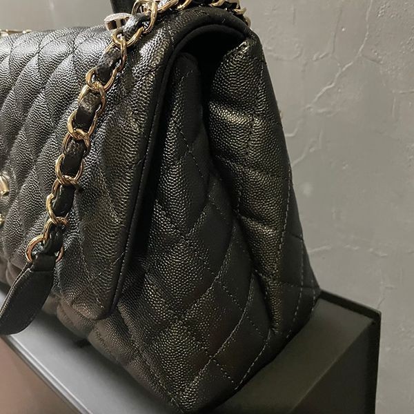 スーパーコピー 優良サイト シャネル 偽物 ココハンドル Mサイズ ハンドバッグ A92991B05061