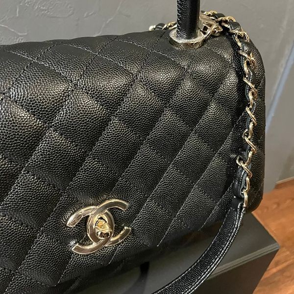 スーパーコピー 優良サイト シャネル 偽物 ココハンドル Mサイズ ハンドバッグ A92991B05061