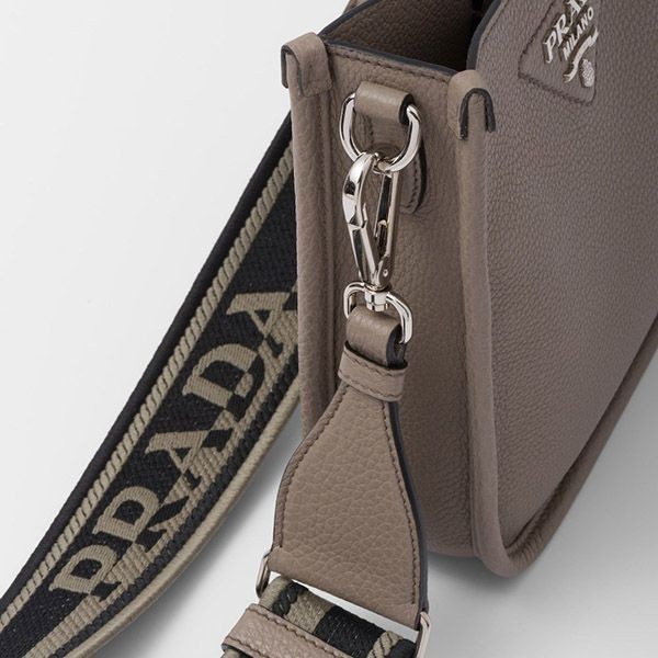 【プラダ】☆大人気☆レザーミニショルダーバッグ コピー 22061701