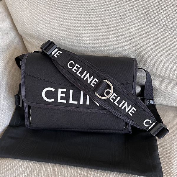 ★話題沸騰★セリーヌ ロゴトレッキングメッセンジャー スーパーコピー110062DMT.38SI