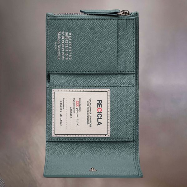 残り僅か〔メゾンマルジェラ コピー〕Recicla サフィアーノカーフレザー製 財布