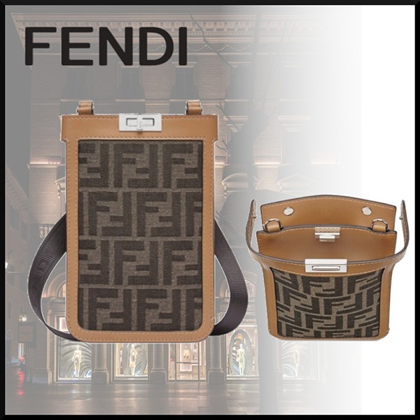 #フェンディ ショルダー