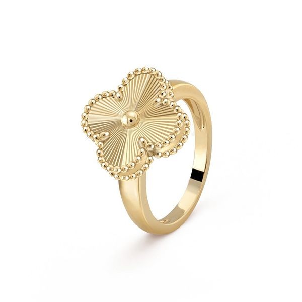 2023AWヴァンクリーフ&アーペル 偽物 ヴィンテージ アルハンブラ リング 指輪 18K 2色 VCARP9XI00