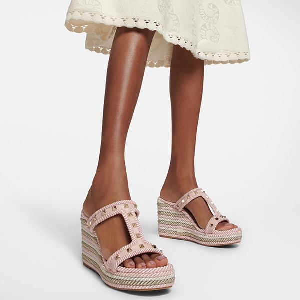 ◆ヴァレンティノ◆ロックスタッズ 偽物レザー ウェッジ サンダル vltn882