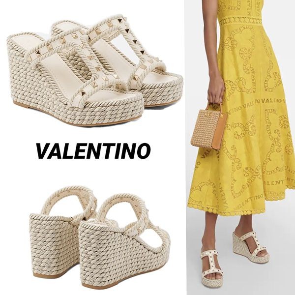 ◆ヴァレンティノ◆ロックスタッズ 偽物レザー ウェッジ サンダル vltn882