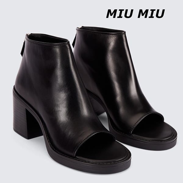 定番ミュウミュウ 偽物 オープントゥ アンクルブーツ レザー 5TK058