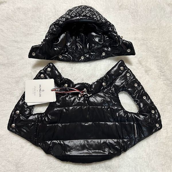 【VIPセールで入荷！】モンクレール ポルド ドッグ クチュール コピー愛犬用リバーシブルロゴコートH209O3G