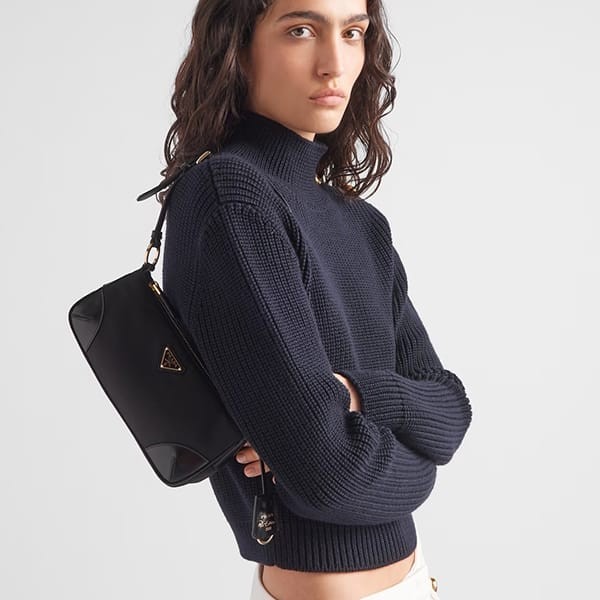 プラダ Re-Edition 2002 Re-Nylonショルダーバッグ 偽物 1BC201_R789