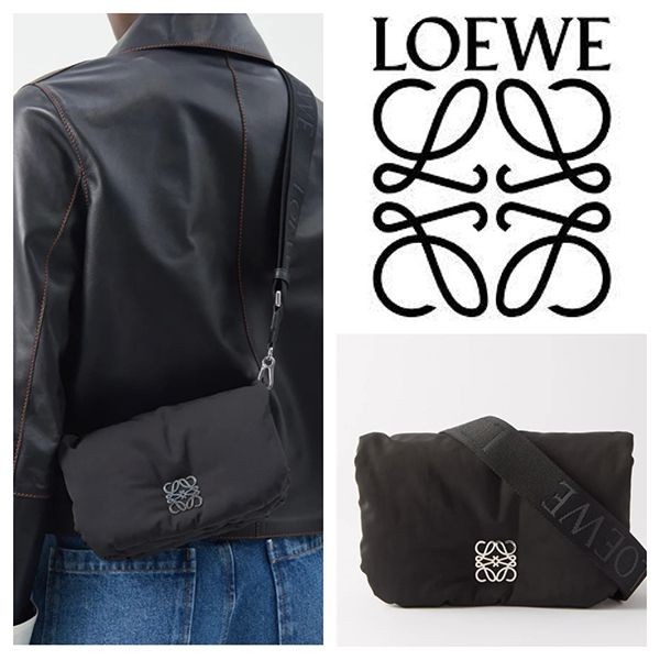 速達発送ロエベ パファーゴヤパデッドナイロン 偽物ショルダーバッグloe10181