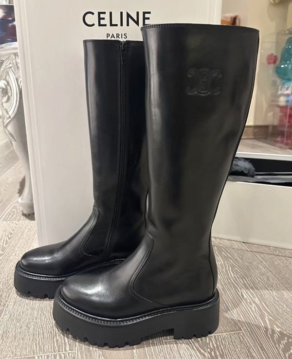 目を惹くカラーセリーヌ バルキー トリオンフ ロングブーツ 偽物/ カーフスキン354233492C