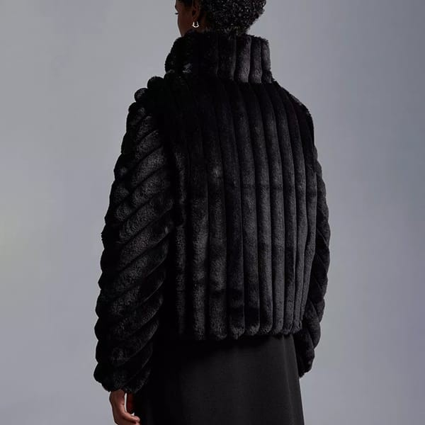 男女兼用モンクレール 偽物 Pedrixショートダウンジャケット 2色 I20931A001505964D999