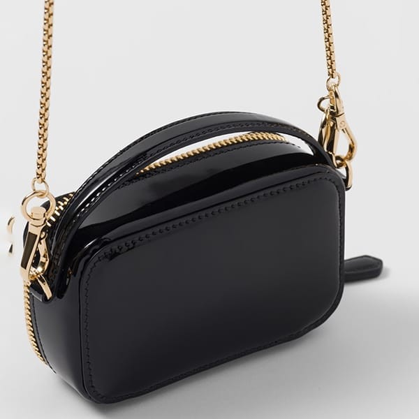 関税なしプラダ コピー パテントレザー チェーンストラップ ミニポーチ 3色 1NR025_069_F0E06