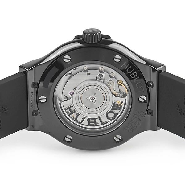 ウブロ 偽物 クラシック・フュージョン オリジナルブラックマジック 565.CX.1270.RX.MDM