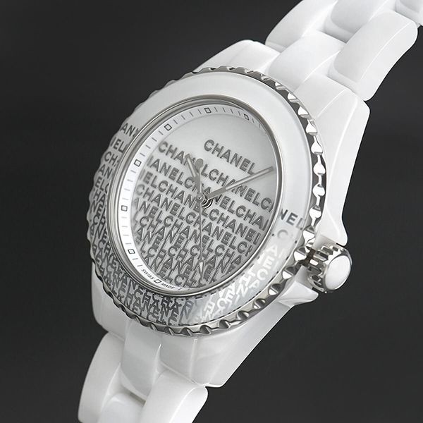 セレブ愛用中シャネル J12 ウォンテッド ドゥ 33MM H7419