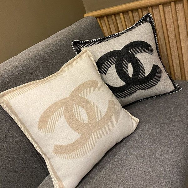 シャネル ココマーククッション w2404304