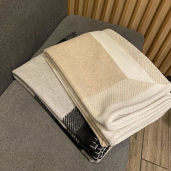 シャネル ココマーククッション w2404304