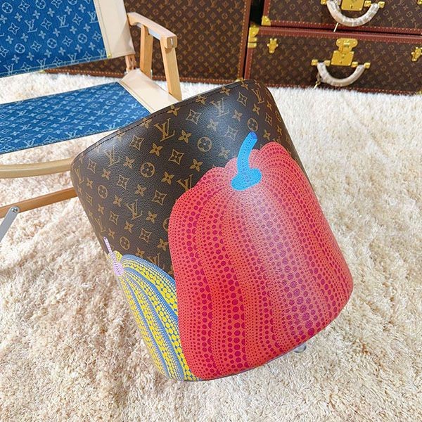 ルイヴィトン モノグラム 草間彌生 チェアw24043013