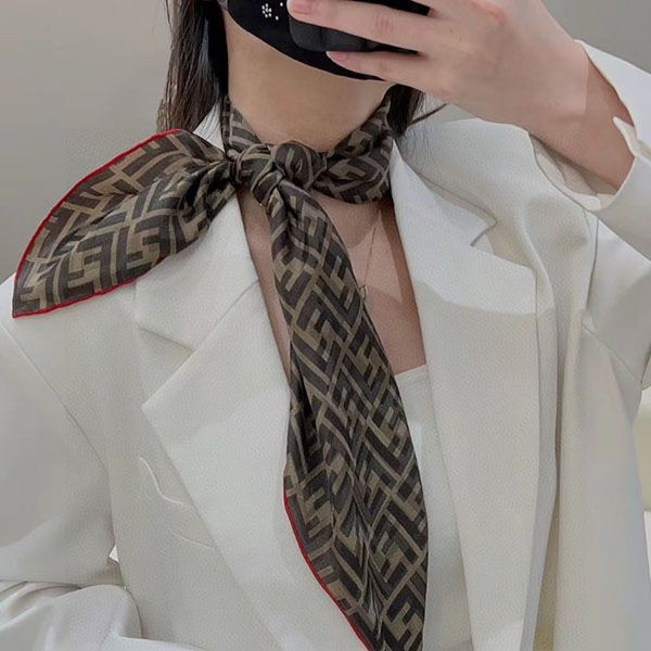 フェンディ シルクスカーフ N級品 w24043095