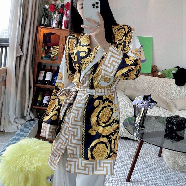 ヴァレンティノ 新作 パジャマ w240430113