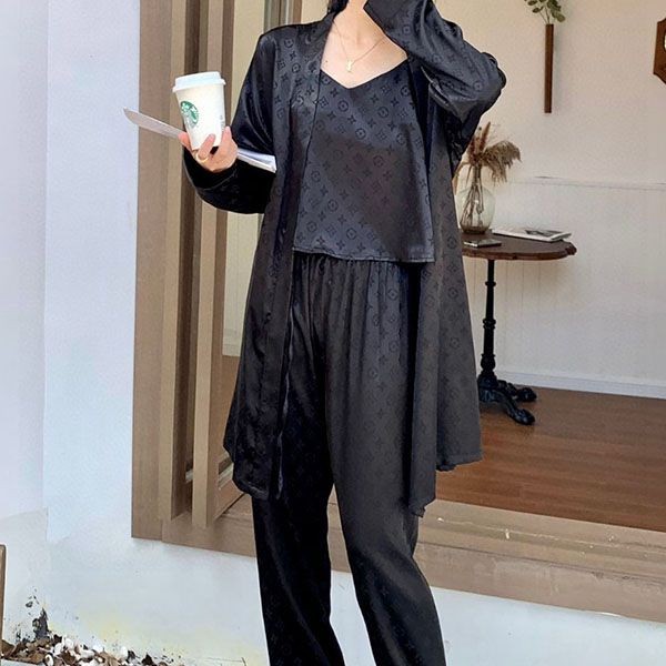 ルイヴィトン カジュアルなパジャマ w240430114