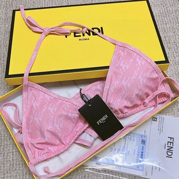 フェンディ 三角ビキニ 偽物 トライアングルトップ w24042202