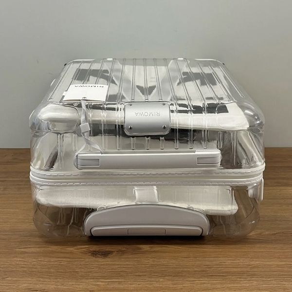 高級感溢れる☆リモワ オフホワイト 偽物Limited Edition Cabin フルセットrw04067