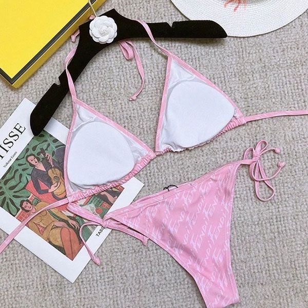 フェンディ 三角ビキニ 偽物 トライアングルトップ w24042202