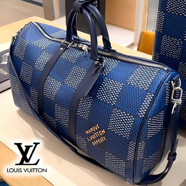 【カラバリ豊富】ルイヴィトン キーポル・バンドリエール 50 バッグ 偽物 N40861