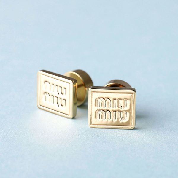 大人お洒落ミュウミュウ ピアス  偽物ロゴ スクエア メタル 5IO070 2F89