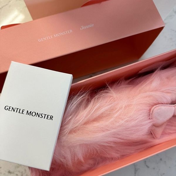 【ジェントルモンスター Jennie コピー】 Fishtail 01 BLACK★JENTLE SALON 05102