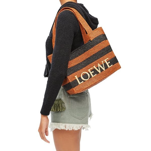 男女兼用ロエベ ツートンフォントトートバッグ コピー ALF1B61X10