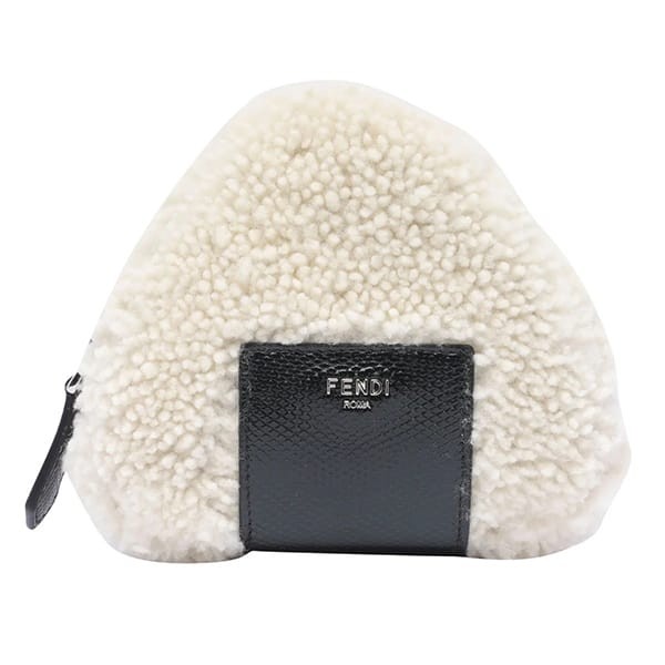 フェンディ 偽物 ホワイトシープスキンチャーム おにぎりバッグ 7as240apuof1mmu