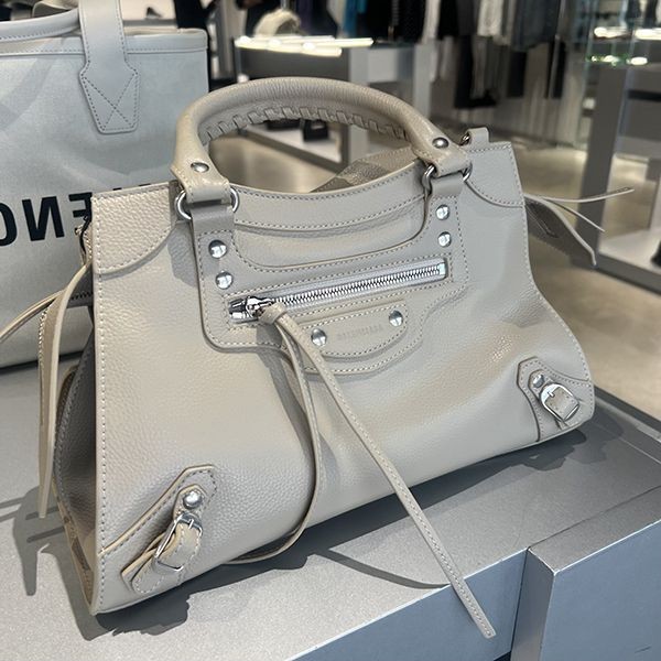 【バレンシアガ】neo classic cityバッグ 偽物 s トープ 678629 154y 2906