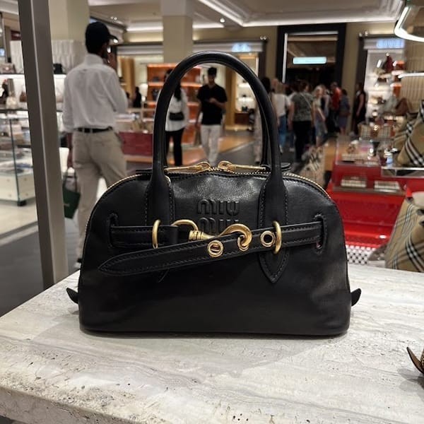 ミュウミュウ アバンチュール トップハンドルバッグ 偽物 3色 f0316vooo