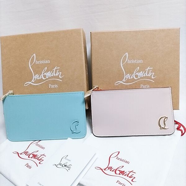 ルブタン loubi54 偽物 カードホルダー ルブタン 32351115446
