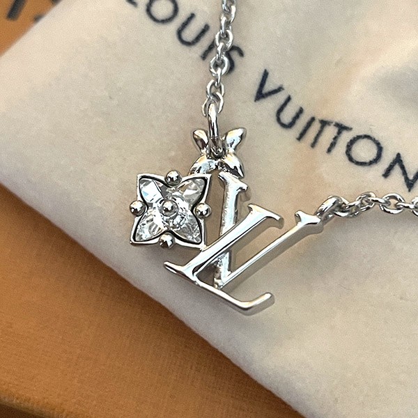 ルイヴィトン 偽物 ネックレス・ルルグラム m01050