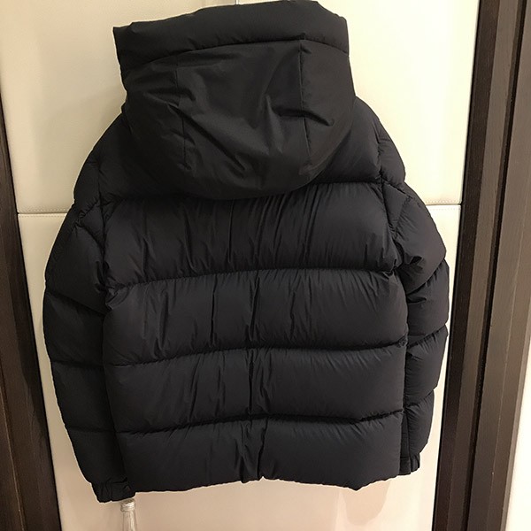 新作限定♪モンクレール madeiraショートダウンジャケット j20911a0020453333999