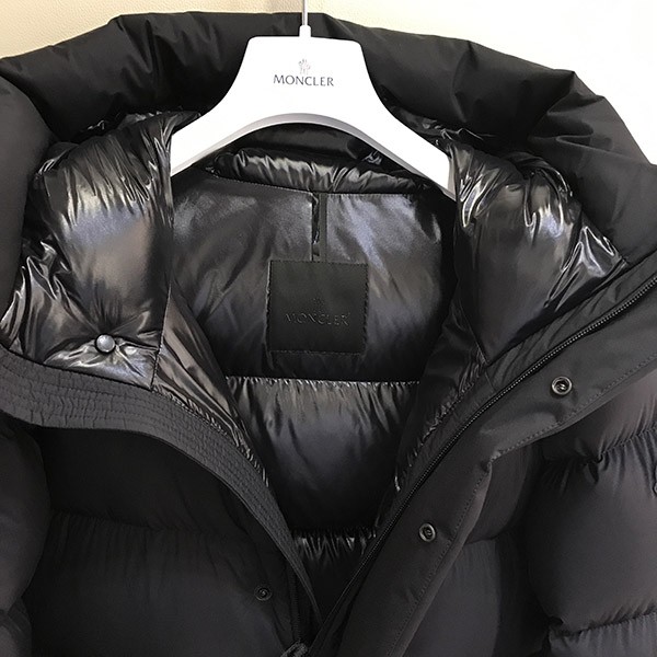 新作限定♪モンクレール madeiraショートダウンジャケット j20911a0020453333999